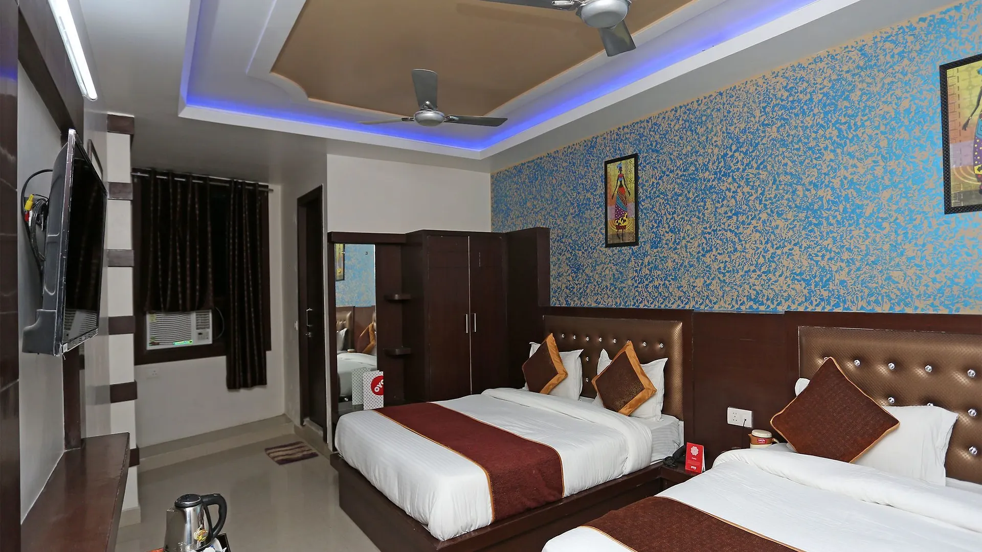 Oyo 14220 Hotel B R International Agra  India